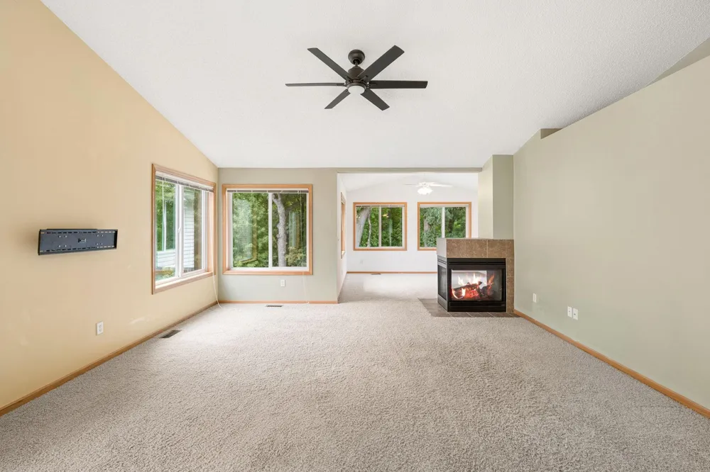 12554 Thrush Street NW Coon Rapids, MN 55448