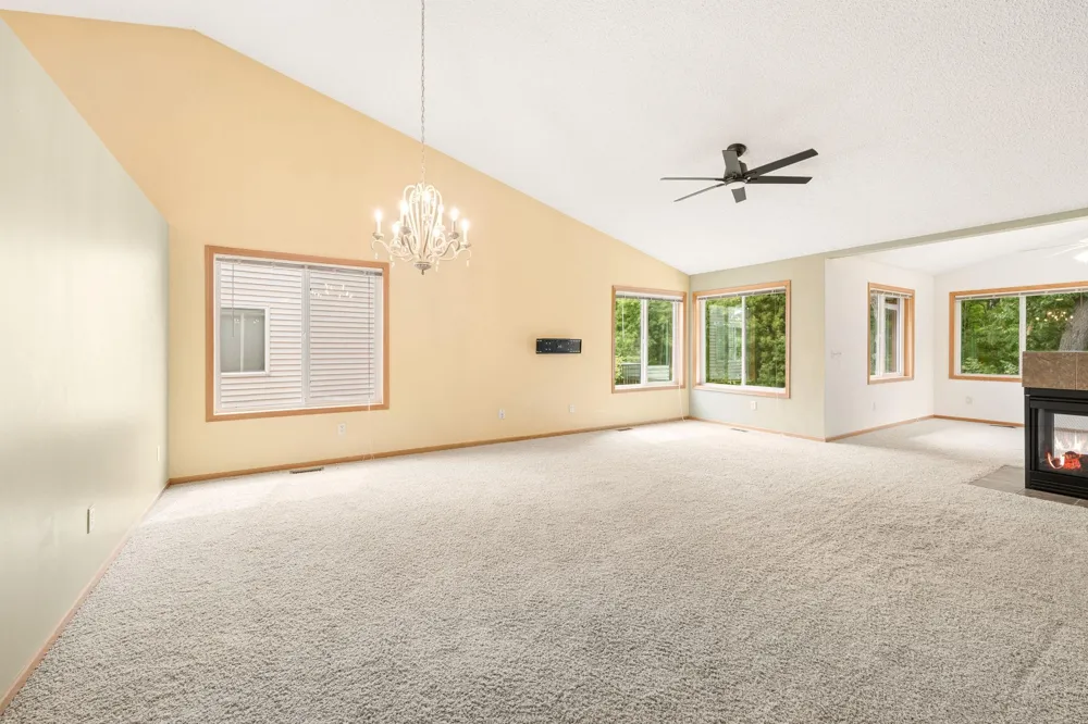 12554 Thrush Street NW Coon Rapids, MN 55448