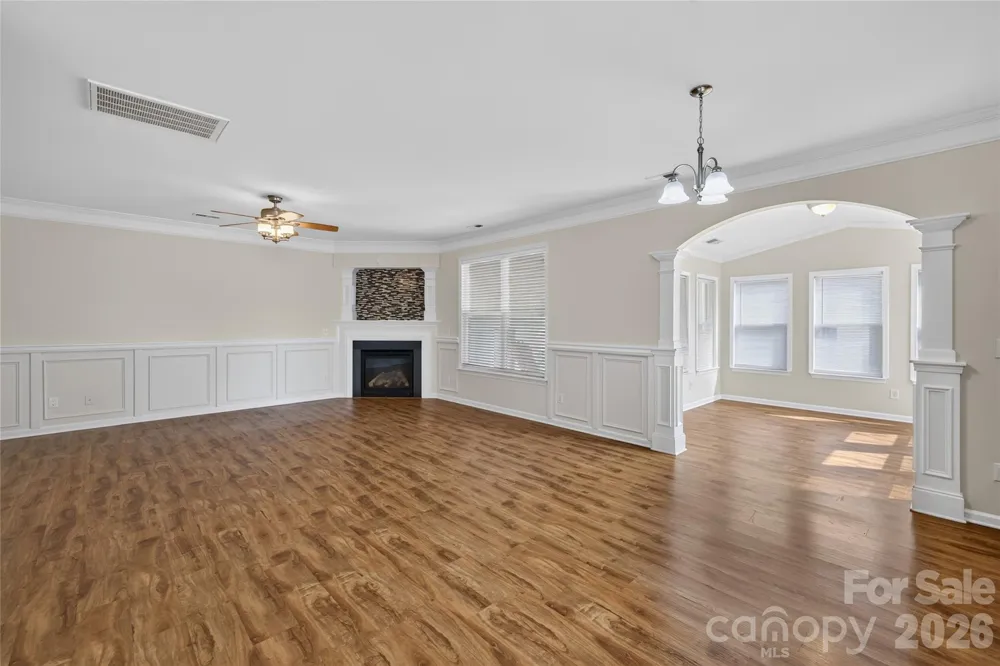 1607 Hoosac Drive Waxhaw, NC 28173