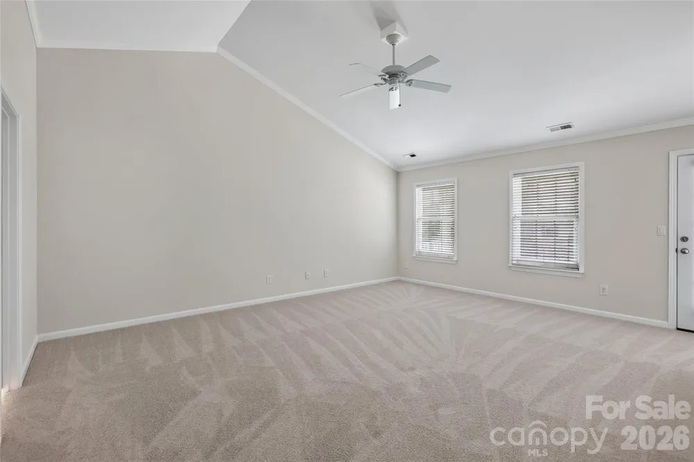 1607 Hoosac Drive Waxhaw, NC 28173