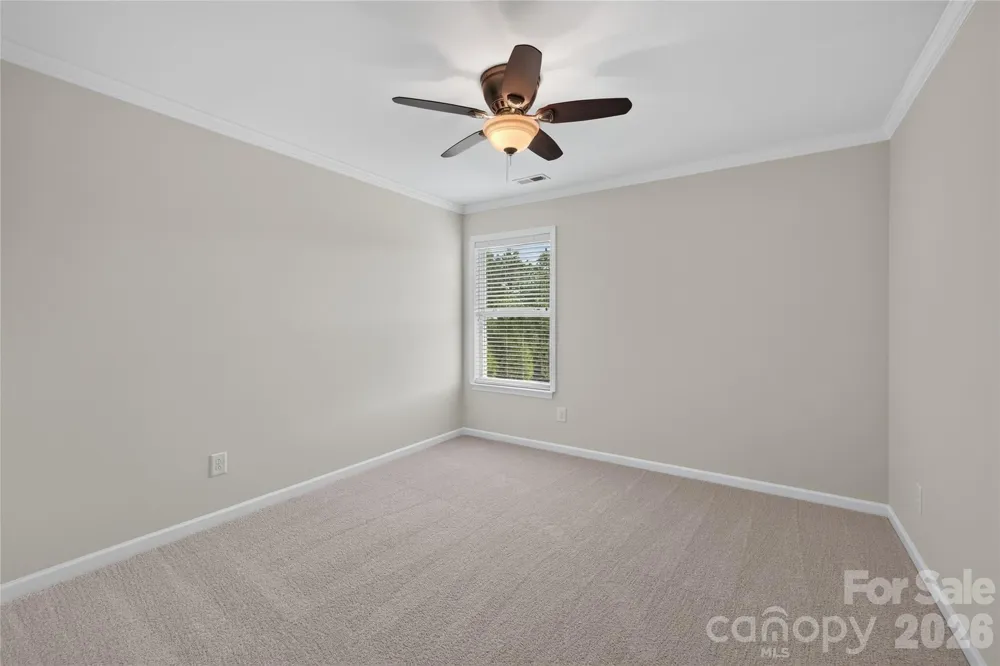 1607 Hoosac Drive Waxhaw, NC 28173