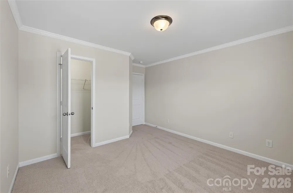1607 Hoosac Drive Waxhaw, NC 28173