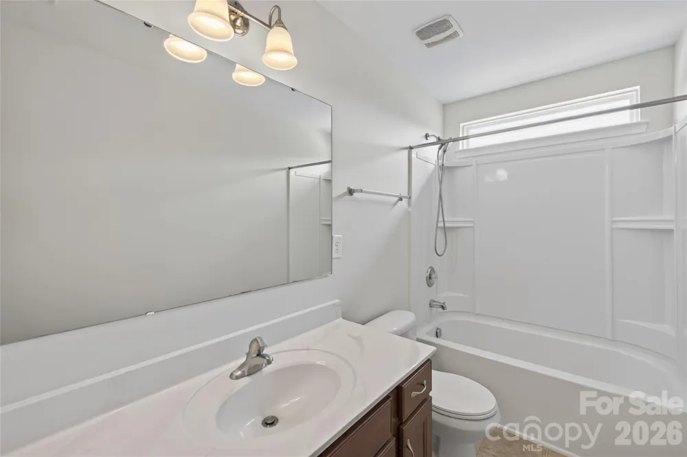 1607 Hoosac Drive Waxhaw, NC 28173
