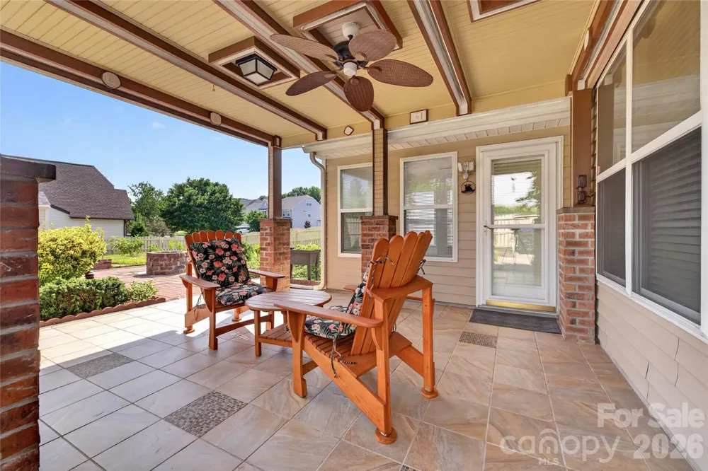 1607 Hoosac Drive Waxhaw, NC 28173