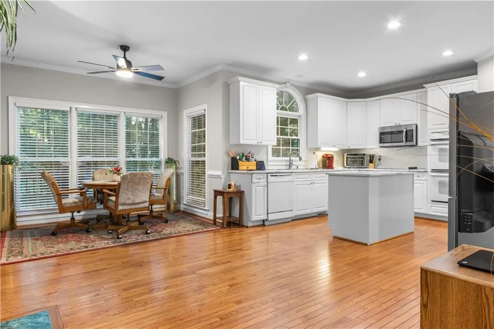4926 Red Cliff Court Powder Springs, GA 30127