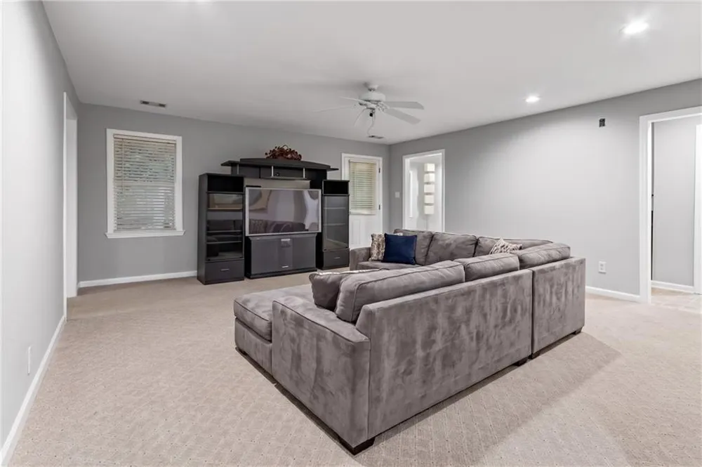 4926 Red Cliff Court Powder Springs, GA 30127