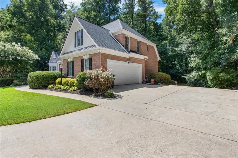 4926 Red Cliff Court Powder Springs, GA 30127