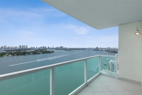650 West Ave #2307