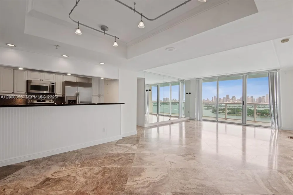 650 West Ave #2307 Miami Beach, FL 33139