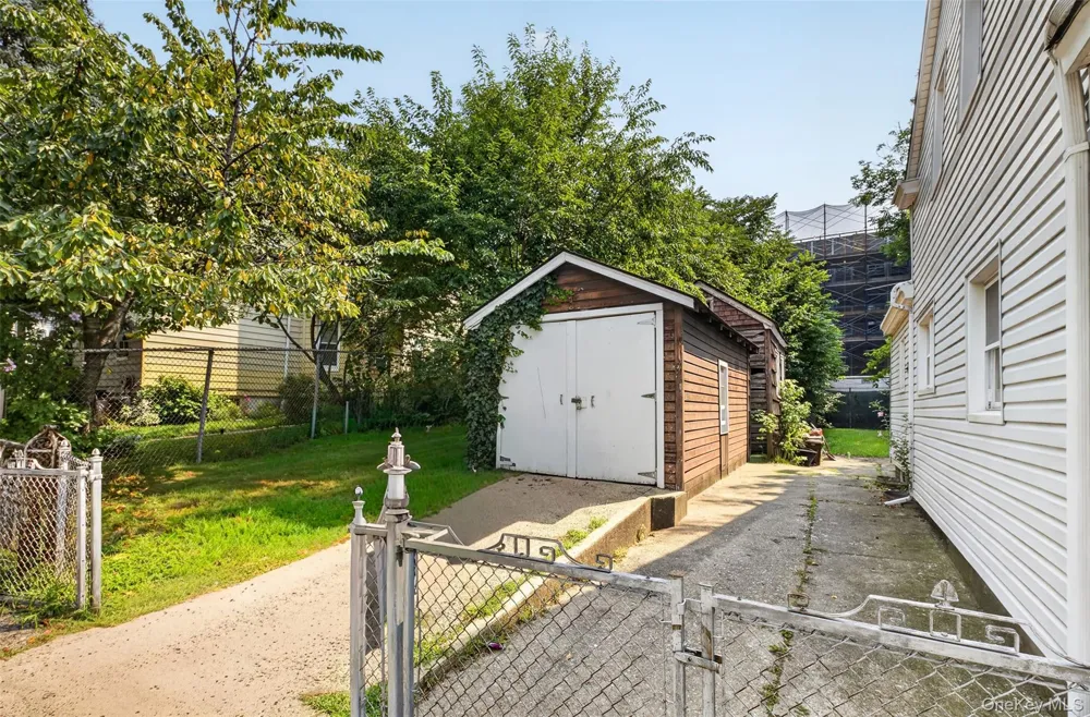 13-17 123rd Street College Point, NY 11356