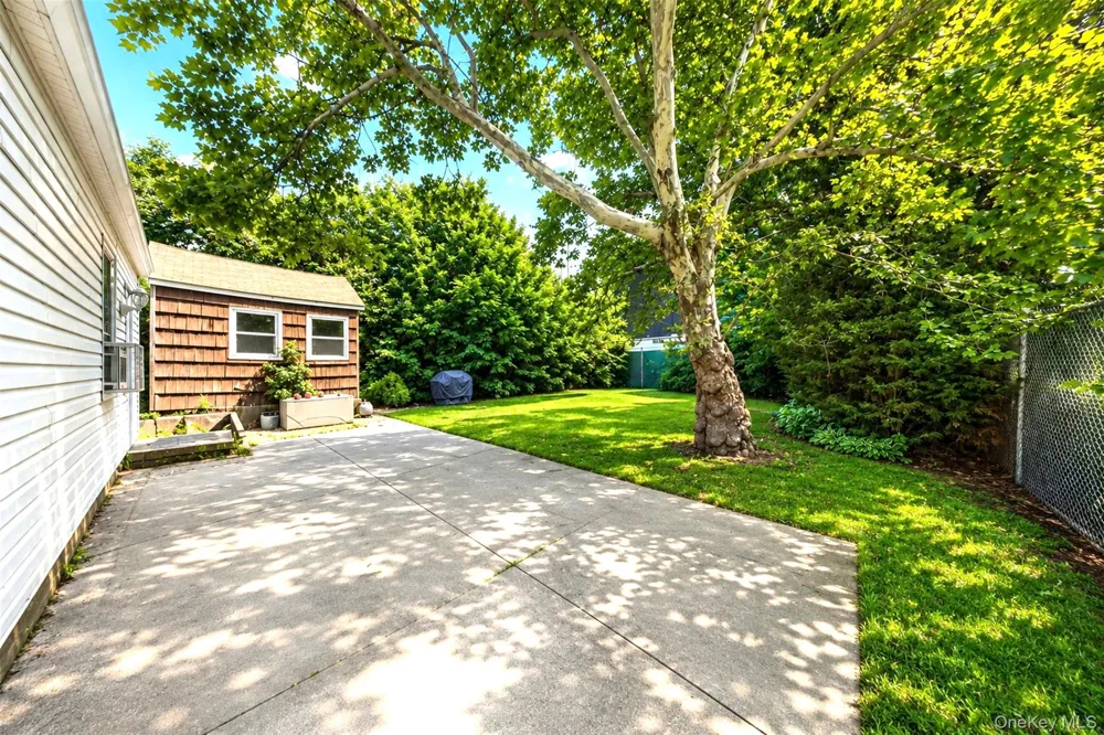 13-17 123rd Street College Point, NY 11356
