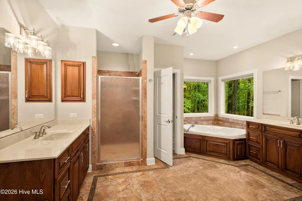 214 Holly Lane Mccormick, SC 29835