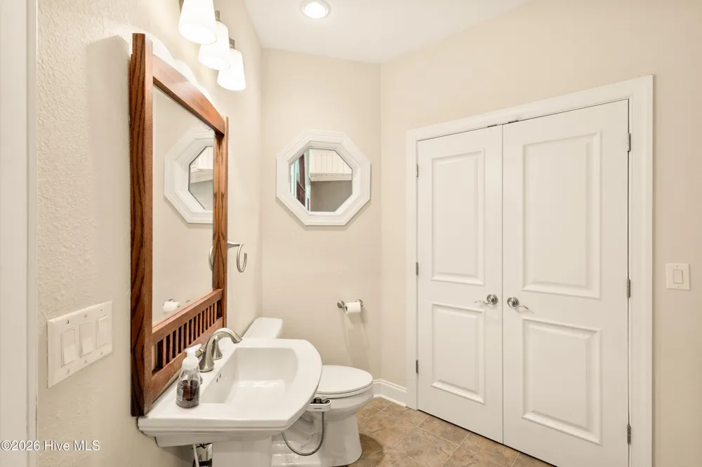 214 Holly Lane Mccormick, SC 29835