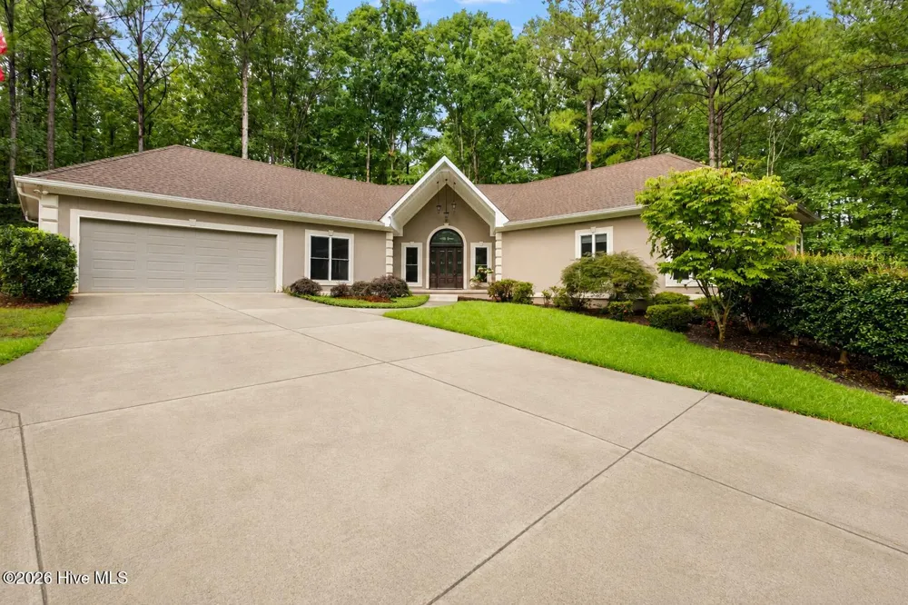 214 Holly Lane Mccormick, SC 29835