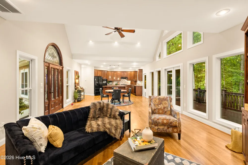 214 Holly Lane Mccormick, SC 29835