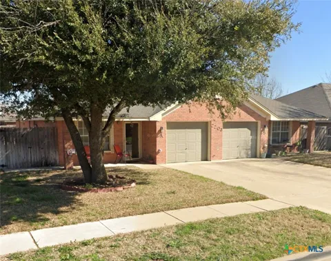 2203 Agate Drive