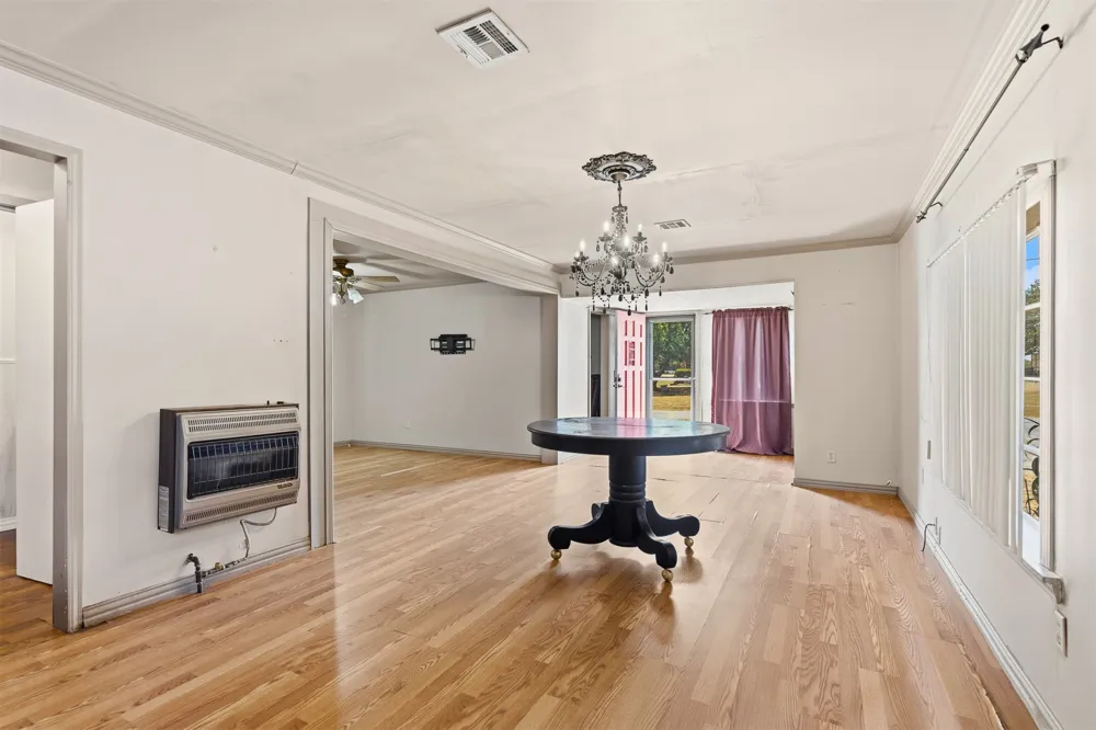 900 Lincoln Street Healdton, OK 73438