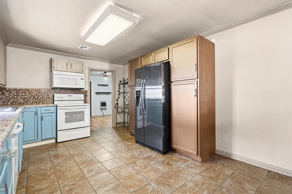900 Lincoln Street Healdton, OK 73438
