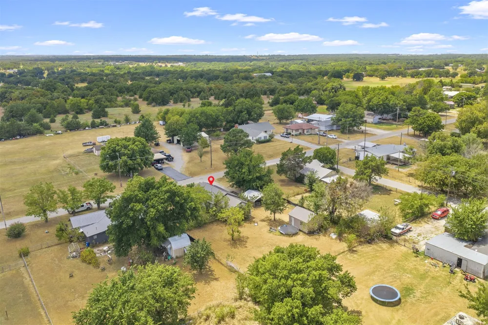 900 Lincoln Street Healdton, OK 73438