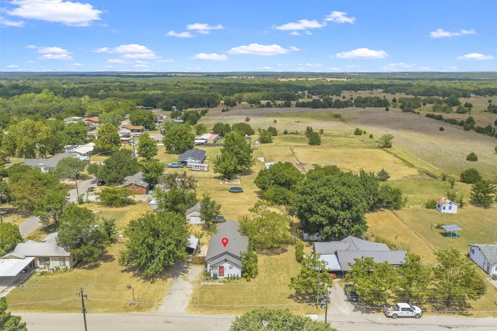 900 Lincoln Street Healdton, OK 73438
