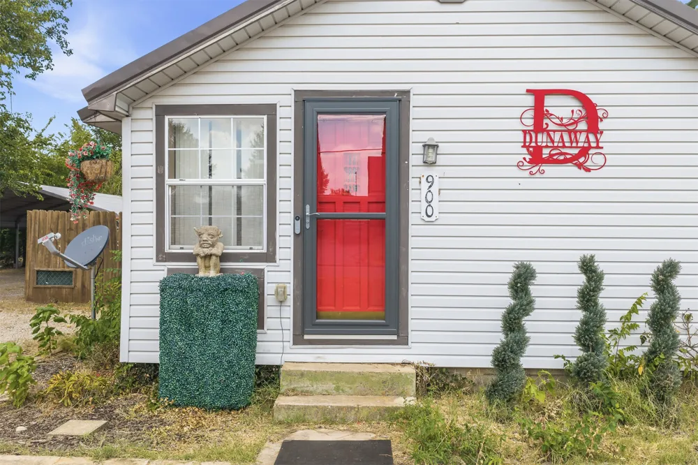 900 Lincoln Street Healdton, OK 73438