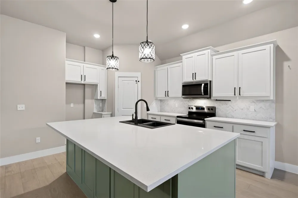 98 Rancho Sol Durant, OK 74701