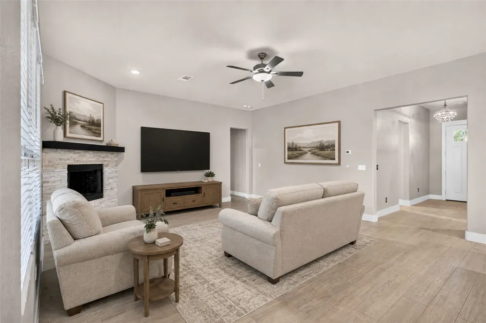 98 Rancho Sol Durant, OK 74701