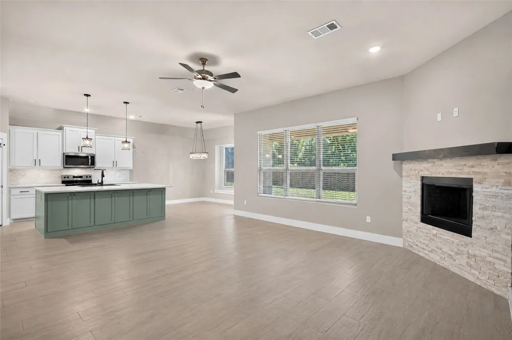98 Rancho Sol Durant, OK 74701