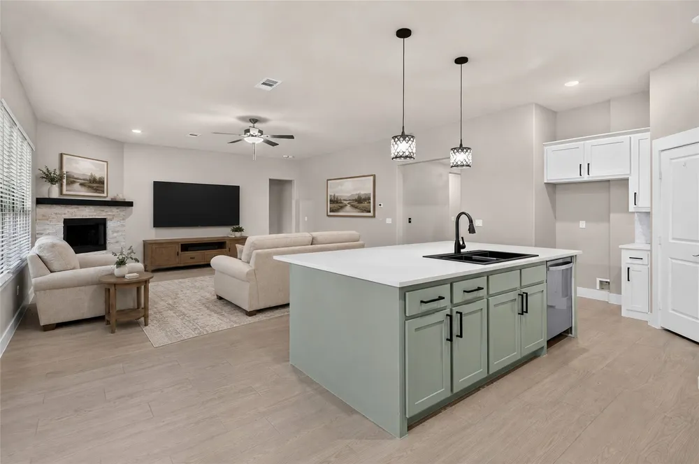98 Rancho Sol Durant, OK 74701