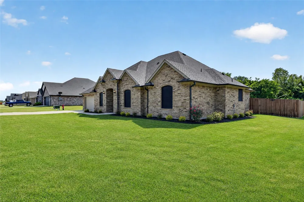98 Rancho Sol Durant, OK 74701