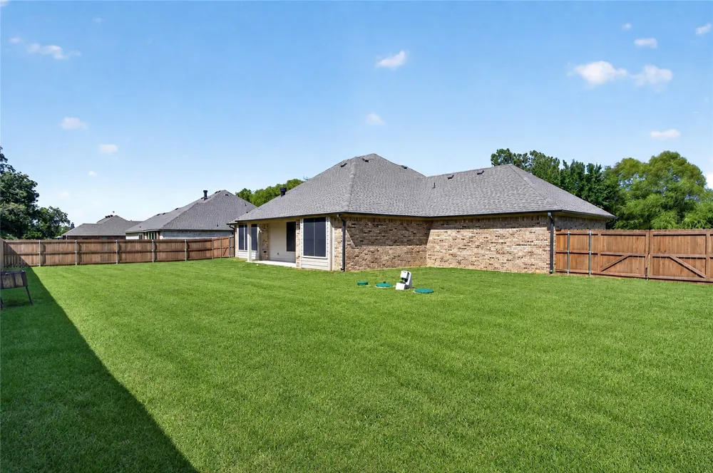 98 Rancho Sol Durant, OK 74701