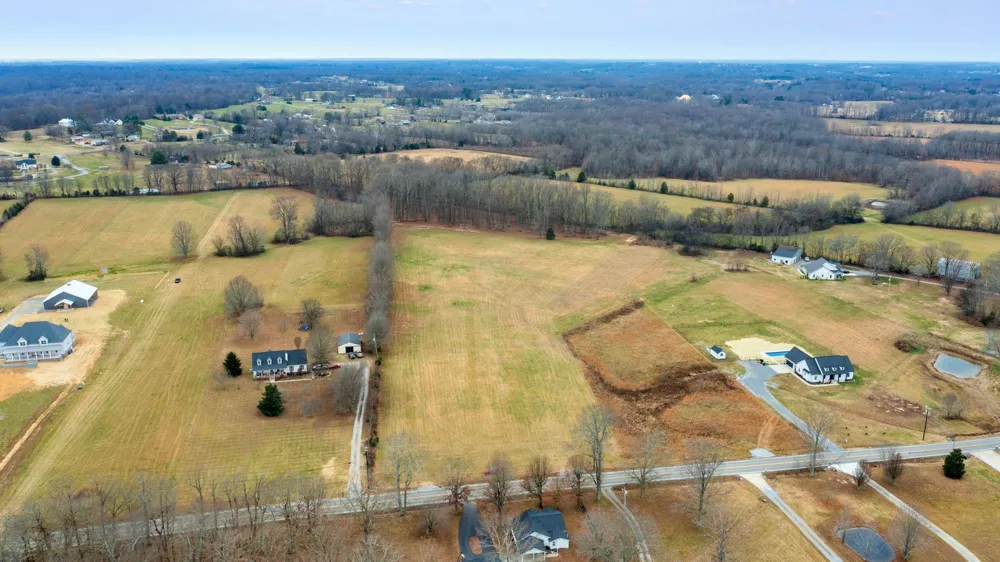 3021 Highway 25 Cottontown, TN 37048