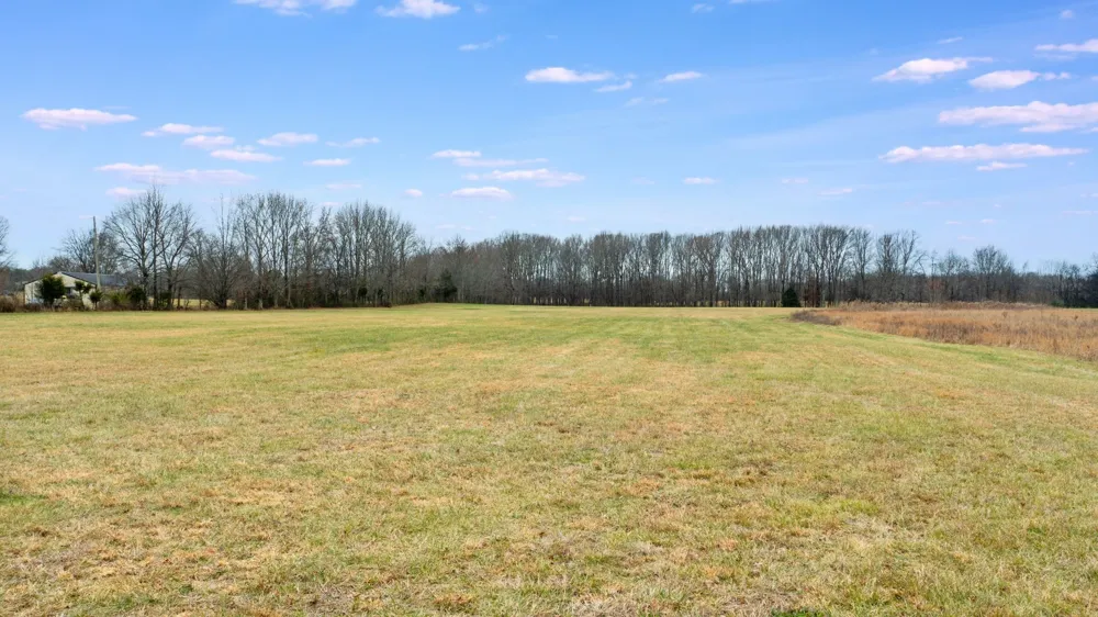 3017 Highway 25 Cottontown, TN 37048