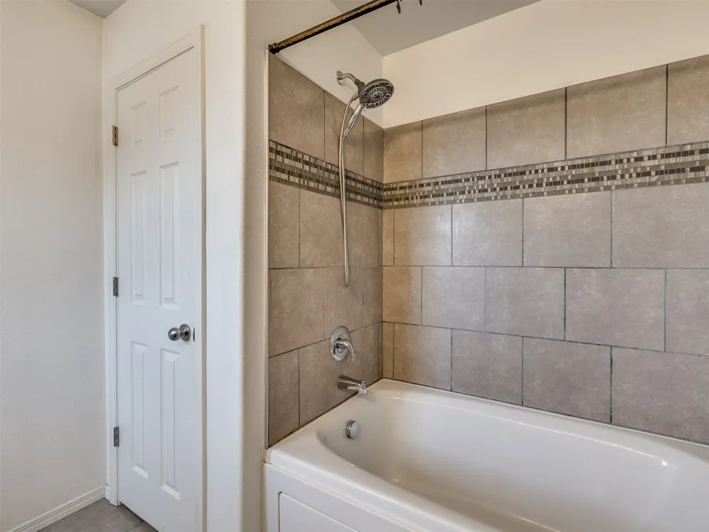 12809 E 67th Street Owasso, OK 74055