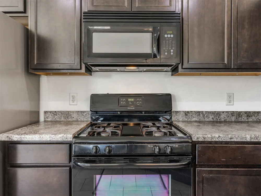 12809 E 67th Street Owasso, OK 74055