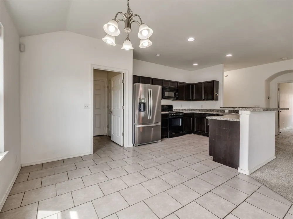12809 E 67th Street Owasso, OK 74055