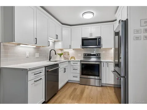 605 S Alton Way #12A
