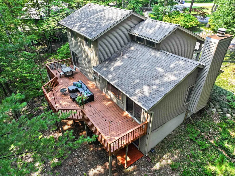 3552 Lookout Point East Bay Township, MI 49686