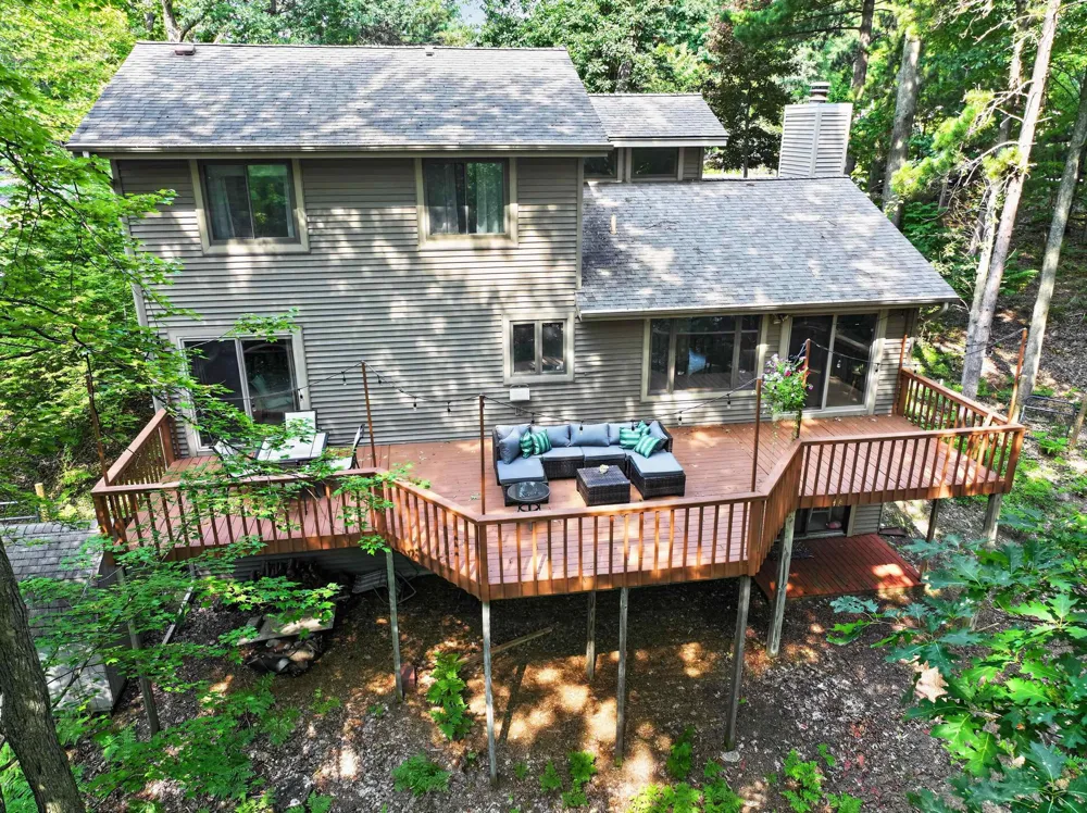 3552 Lookout Point East Bay Township, MI 49686