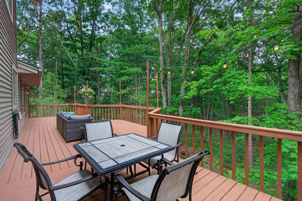 3552 Lookout Point East Bay Township, MI 49686