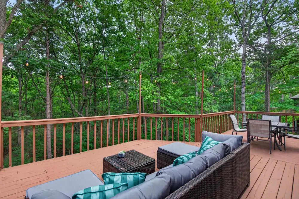 3552 Lookout Point East Bay Township, MI 49686