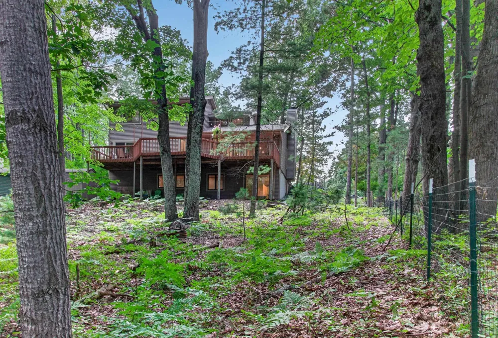 3552 Lookout Point East Bay Township, MI 49686