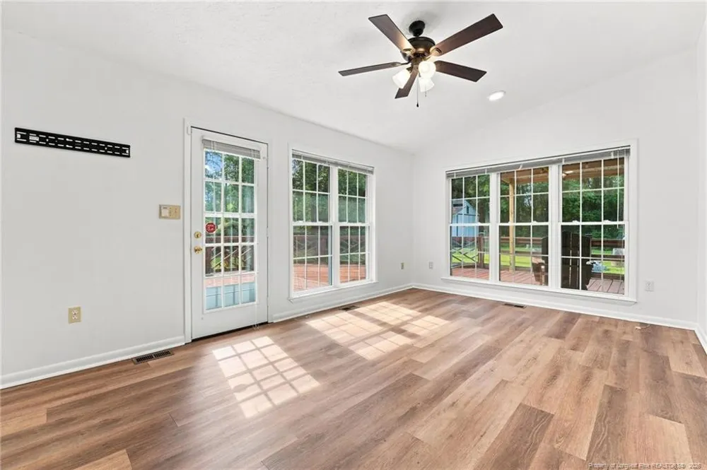 13280 Blues Farm Road Laurinburg, NC 28396