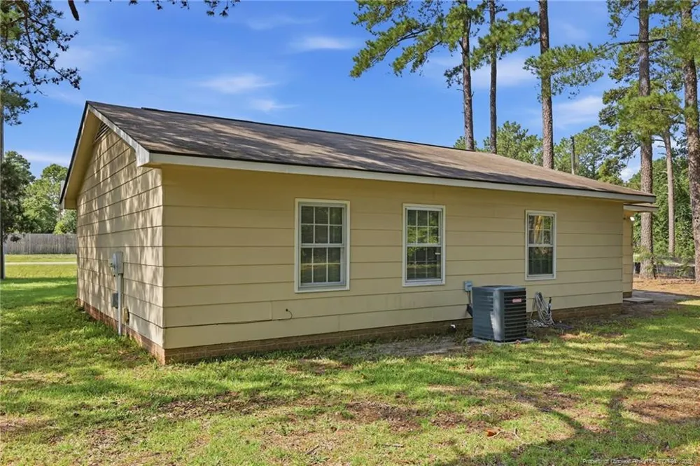1705 Sand Hill Road Hope Mills, NC 28348