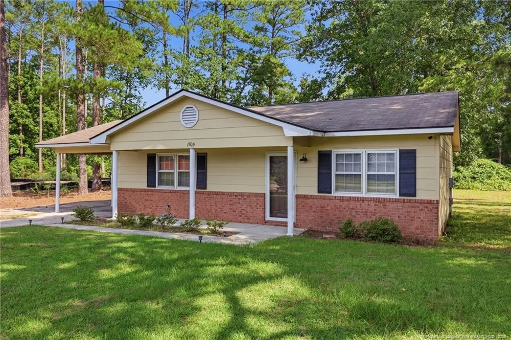 1705 Sand Hill Road Hope Mills, NC 28348