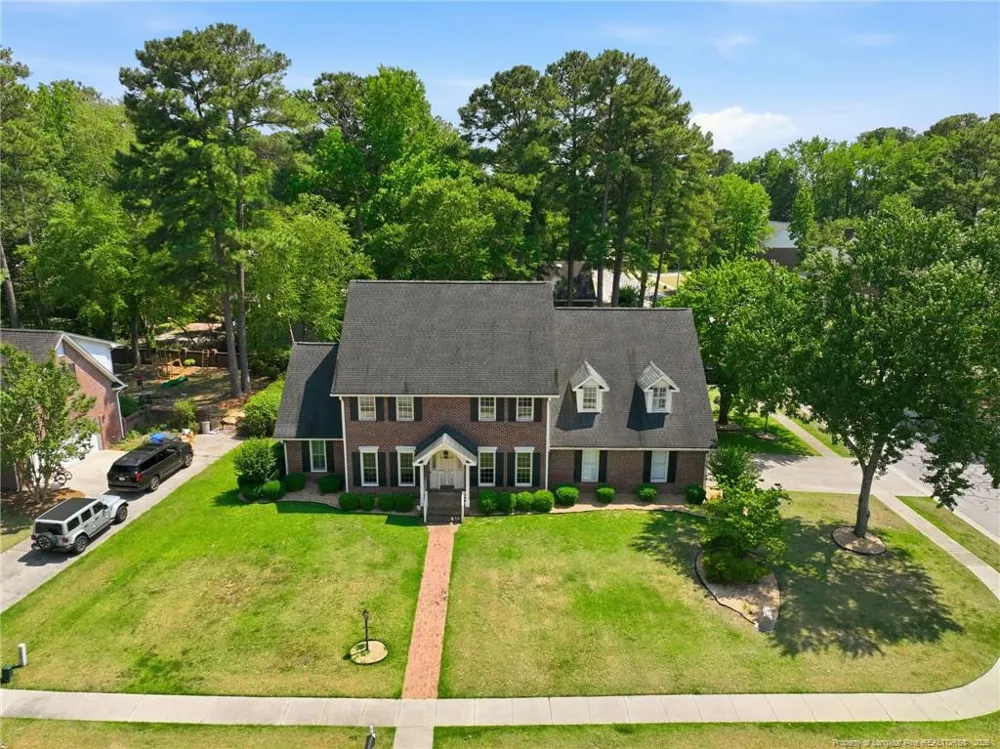 3525 Prestwick Drive Fayetteville, NC 28303
