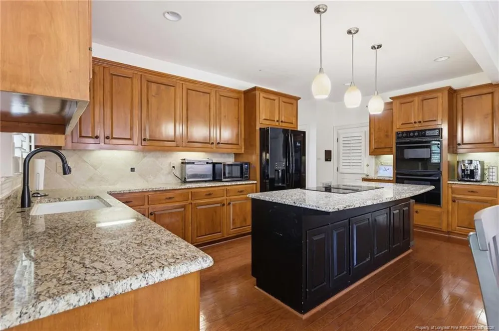 3525 Prestwick Drive Fayetteville, NC 28303