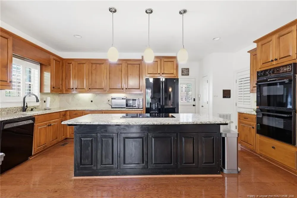 3525 Prestwick Drive Fayetteville, NC 28303