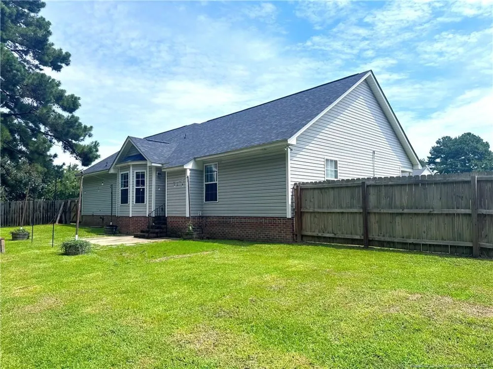 206 Van Buren Drive Raeford, NC 28376