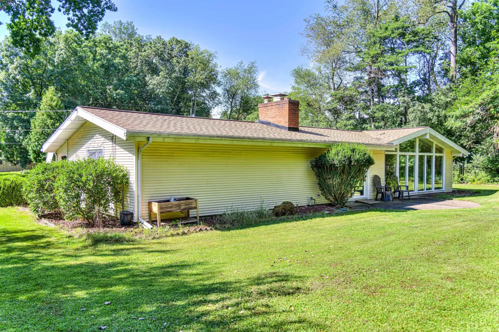 1844 Walmont Road Jackson, MI 49203